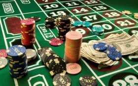 jilimine app running on a Filipino smartphone showing sports and casino categories
